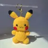 Colgante Llavero de Muñeca de Dibujos Animados Tejida a Mano Terminada, Decoración de Mochila de Muñeca de Ganchillo de Hilo