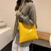 Bolsa Transversal Simples de Grande Capacidade para o Dia a Dia, Bolsa de Ombro Retrô Versátil e Fashion, Bolsa Tote Casual e Estilosa de Alta Qualidade para o Braço
