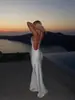 Vestido de Acetato de Estilo Francés para la Temporada Primavera/Verano 2026, de Uso Pesado, Adornado con Pedrería, de Cuello Halter, con Efecto Adelgazante que Ceñe la Cintura y Acabado de Satén Brillante