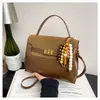 Bolso Casual de Nicho para Mujer 2025 Nuevo Bolso de Mano de Gamuza Invierno Bolso de Hombro Cruzado Retro de Gama Alta