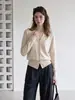 Cardigã de malha versátil estilo francês com decote em V e mangas compridas para mulheres, outono vintage de alta qualidade, camada de suéter macio