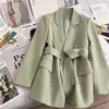 Nuevo Blazer Coreano para Mujer Primavera y Otoño en Color Café con Cinturón, Corte Delgado, Elegante y a la Moda Chaqueta de Traje Pequeña