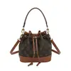 Bolsa de cubo de agua de suministro directo de comercio exterior, bolso de mano con cordón de bloqueo de color otoño e invierno para mujer, gran capacidad, versátil, para ir al trabajo, bolso de un solo hombro, se puede llevar cruzado