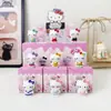 Caixa Surpresa Gatinha KT Mercadoria de Anime Figura de Desenho Animado Boneca de Saquinho Decoração de Mesa Brinquedo Modelo Tendência Atacado