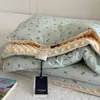Touca de Algodão Pequena Floral Estilo Coreano Colcha de Gaze Colcha de Inverno Colcha de Primavera e Outono Acolchoada Veludo Acalmador para Bebê Colcha de Renda