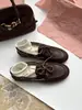 Mocassins femininos de couro genuíno, estilo britânico, desgastados, com cadarço, bico redondo, para calçar sem amarrar, sapatos pequenos de couro, retrô, sapatilhas com sola macia
