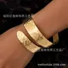 1 Pieza de Diseño de Moda con un Pulsera Abierta Geométrica Metálica Envolvente Exagerada para Mujer, con un Estilo Punk Urbano Único
