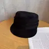 Boina de gamuza estilo japonés de copa plana para mujer, nuevo diseño retro otoño/invierno, gorra tipo pico que estiliza el rostro, sombrero octagonal versátil