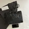 Colgante Casual de Viajero para el Hombro Único Textura de Color Puro Otoño Temprano 2025 Nueva Moda Bolso Tote de Gran Capacidad para Mujeres