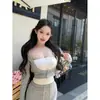 Cárdigan negro con capucha y manga larga combinado con un top sin mangas a rayas, conjunto casual de otoño de tres piezas para mujer con falda larga bodycon de cintura alta