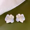 Brincos de Flores Borradas com Esmalte Gotejado para Mulheres, Luxo Acessível, High-End, Brincos Elegantes e Atmosféricos, Novo Estilo Quente Verão 2025
