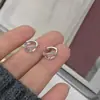 Brincos de Argola com Agulha 925 Nariz de Porco para Mulheres 2025 Estilo Quente Fecho Design de Nicho Brincos de Moda Amigos do Ouvido de Alta Qualidade