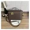 Bolso de mano de diseño minimalista transfronterizo para mujer, nuevo modelo de moda de alto valor, versátil para ir al trabajo, bandolera y de hombro retro