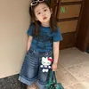 Conjunto Feminino 26 Verão Novo Infantil Fofo Estampado Camiseta de Manga Curta Menina Versátil Desenho Animado Shorts Jeans