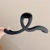 Pinza de Garra Mate Color Café para Mujer, Nuevo Modelo 2026, Pinza Grande para el Cabello Grueso, Accesorio para el Cabello Tipo Pinza de Tiburón