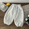 Calça de Moletom Bordada Infantil Nova Estilo Primavera e Outono Unissex Bebê Solta com Punho Calça Casual Infantil Versátil Esportiva Longa
