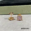 Pendientes de Trébol de Cuatro Hojas V-Gold de Precisión CNC, Versión de Alta Gama, con Ágata Roja y Madreperla Blanca, Gruesamente Chapados en Oro de 18 Quilates, Joyería de Alta Gama