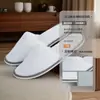 Chinelos Descartáveis de Veludo Coral para Hotel e Uso Doméstico, Espessados e Ampliados, Antiderrapantes para Convidados, Suprimentos de Viagem Atacado