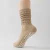 Calcetines de Yoga Calcetines de Pilates para Mujer Silicona Antideslizante Anti-rozaduras Deportes de Interior Fitness Profesional Calcetines Apilables de Media Pantorrilla para Mujer