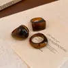 Anéis geométricos de resina transfronteiriços europeus e americanos, anéis para dedo indicador estilo ins coreano, joias femininas versáteis de design de nicho atacado