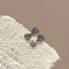Presilha de Cabelo Pequena com Laço de Strass para Mulheres, Presilha Bico de Pato com Toque de Luxo, Presilha para Franja Lateral para Testa, Acessório de Cabelo