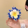 Nuevo Estilo Primavera y Verano Pinza para el Cabello de Plumeria Artificial para Mujer, Pinza de Pato Estilo Vacaciones para Flequillo, Horquilla de Playa, Accesorio para el Cabello Dulce y Lindo