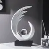 Ornatos de resina com modelagem de pena de vento e água para casa presente de inauguração sala de estar varanda armário de TV armário de vinho decoração
