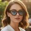 Óculos de Sol Retrô Versáteis Estilo Gatinho Personalizados para Viagens Europeias e Americanas, Direção ao Ar Livre, Proteção Solar, Óculos de Sol da Moda Transfronteiriços