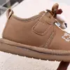 Nuevos Zapatos de Algodón Cálidos de Invierno 2025 para Niños, Botas de Nieve Cortas Cálidas para Hombres y Mujeres, Zapatos Cálidos para Bebé 5134