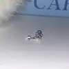 Aretes Hélice Hueso del Oído Colgante Copo de Nieve Cruz Azul Acero de Titanio Aro de Oreja Cruzado en forma de U Apilados con Aretes Azules Dobles de Nicho para Mujer