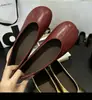 Zapatos de trabajo negros para mujer con suela blanda, zapatos de cuero profesionales para oficina, zapatos para entrevistas para asistentes de vuelo, zapatos planos cómodos y antideslizantes para hotel