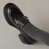 Versión de piel de vaca ~ Mocasines británicos de suela gruesa para mujer con hebilla de remache y tacón grueso, suela de plataforma, zapatos casuales sin cordones