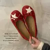 Coleção Outono 2026: Sapatilhas de Veludo com Estrelas para Meninas, com Solas Macias, Bico Redondo, Corte Baixo e Design Versátil, Perfeitas para Avós