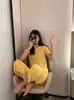 Conjunto de Moda Feminino Ice Silk Queen, Verão Fino Cor Gelatina Macio Manga Curta Shorts, Roupa de Casa Gelada Preguiçosa