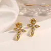 Aretes de Acero Inoxidable Transfronterizos, Personalizados, Sencillos, Modernos, Versátiles, en Forma de Cruz, Incrustados con Circonita, Chapados en Oro de 18 Quilates, Aretes Impermeables