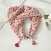 Pañuelo pequeño cuadrado de algodón y lino con borlas de 58 cm Protector de cuello Bufanda suave Pañuelo decorativo para la cabeza Pañuelo floral Retro Pequeño Fresco