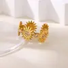 Anillo de Acero Inoxidable con Baño de Oro de 18 Quilates, Doble Capa, Estrella de Mar Sol Tridimensional, Anillo Abrible, Joyería, Venta Caliente Transfronteriza Europea y Americana, Nuevo