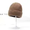 Chapéus de Outono e Inverno, Chapéus de Tricô da Moda Masculinos, Chapéus Estilo Coreano Pele de Melão, Chapéus de Proteção de Orelha de Cor Pura, Chapéus de Lã, Chapéus Antifrio para Uso Externo no Inverno