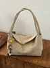 Yuezhi 2026 principios de otoño nuevo bolso de moda versátil de estilo relajado, bolso de hombro para el trabajo, bolso cruzado casual de gran capacidad