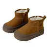 Botas de Nieve para Niños Otoño 2026 Estilo Nuevo Acolchadas con Felpa Cálidas Botas de Algodón Botas Cortas de Algodón Grandes para Niñas Zapatos de Algodón para Niños Modernos