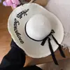 Sombrero de Playa de Paja Raffia Estilo Francés de Ala Ancha Sombrero de Protección Solar para Vacaciones en la Costa 2026 Nuevo Diseño Hueco Sombrero de Paja Parasol para Mujer