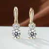 Brincos de tarraxa redondos com diamantes e girassol de luxo leve para mulheres, brincos de gota d'água com zircônia em camada dupla em ouro