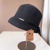 Chapéu de abajur de laço simples Chapéu de protetor solar de verão feminino Chapéu de bacia de etiqueta de metal Chapéu de guarda-sol de férias à beira-mar