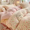 Conjunto de Roupa de Cama de Leite Fleece Estampado de Quatro Peças para Outono e Inverno Lençol de Elástico Quente Espessado Estilo Conjunto de Três Peças para Dormitório de Estudante Roupa de Cama Fofa
