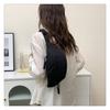 Bolso pequeño de nailon sencillo de estilo coreano para mujer, bandolera de color liso con textura a la moda, riñonera, 2023