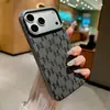 Adequado para Iphone17Promax Estilo Old Money Capa Magnética para Celular Apple 16 Toque de Pele Fosca Capa Protetora de Cobertura Total