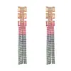 Pendientes de cadena de garra transfronterizos europeos y americanos, pendientes de borla de circonita de pedrería con degradado de color, pendientes de personalidad para mujer, fabricante E781
