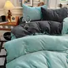 Nuevo juego de ropa de cama de terciopelo de leche de alta densidad, minimalista y sin marca para 2026, de tres o cuatro piezas, que incluye una funda de edredón, para uso doméstico, con un diseño más grueso y amigable con la piel