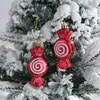 Adornos navideños de plástico, medias navideñas, muletas, colgantes, pequeños adornos para árboles de Navidad.