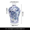 Vaso Azul e Branco com Padrão de Uvas Pintado a Ouro de Jingdezhen, Recipiente de Flores Cerâmico Estilo Chinês Novo, Decoração para Arranjo de Flores de Sala de Estar Atacado